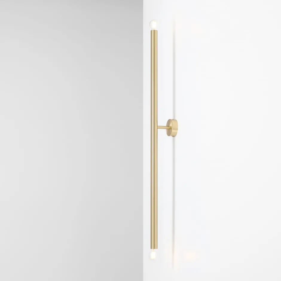 Aldex Tubo 2 væglampe, messing, 100 cm