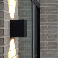 Antidark Arca udendørs væglampe, H15 cm