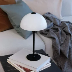 Dyberg Larsen Jazz bordlampe