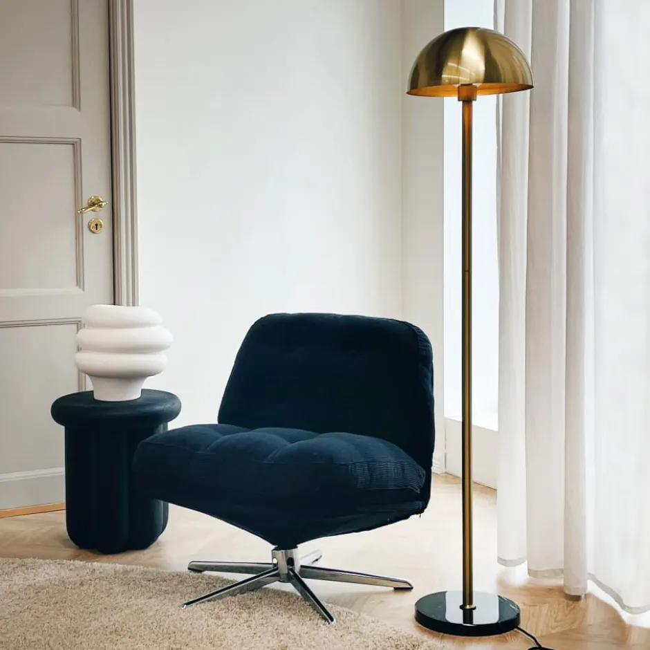 Dyberg Larsen Menton gulvlampe