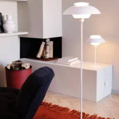 Dyberg Larsen Opus bordlampe