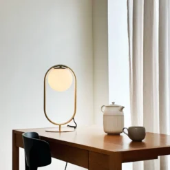 Dyberg Larsen Reims bordlampe