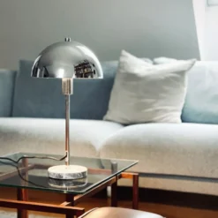 Dyberg Larsen Stockholm bordlampe
