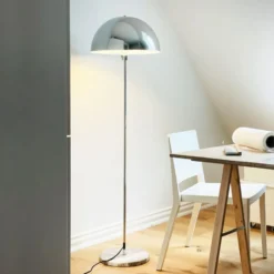 Dyberg Larsen Stockholm gulvlampe, krom