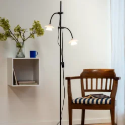 Dyberg Larsen Valby gulvlampe