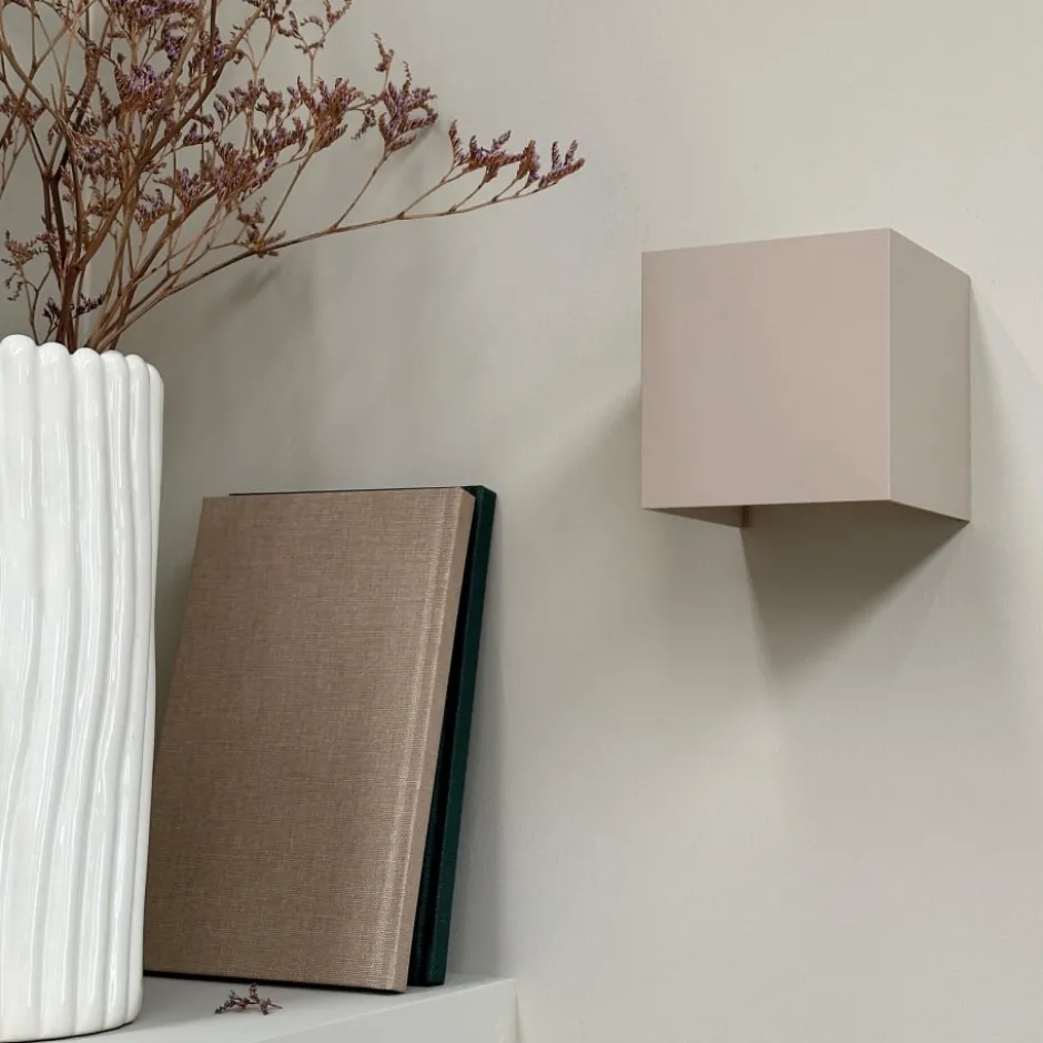 Dyberg Larsen Venus væglampe, beige