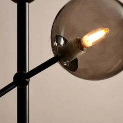 Halo Design Atom gulvlampe, røgfarvet