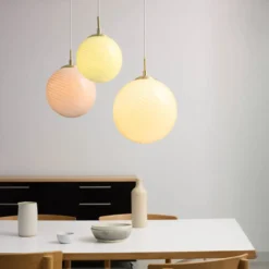 Halo Design Candy Ball pendel, lyserød, Ø25 cm