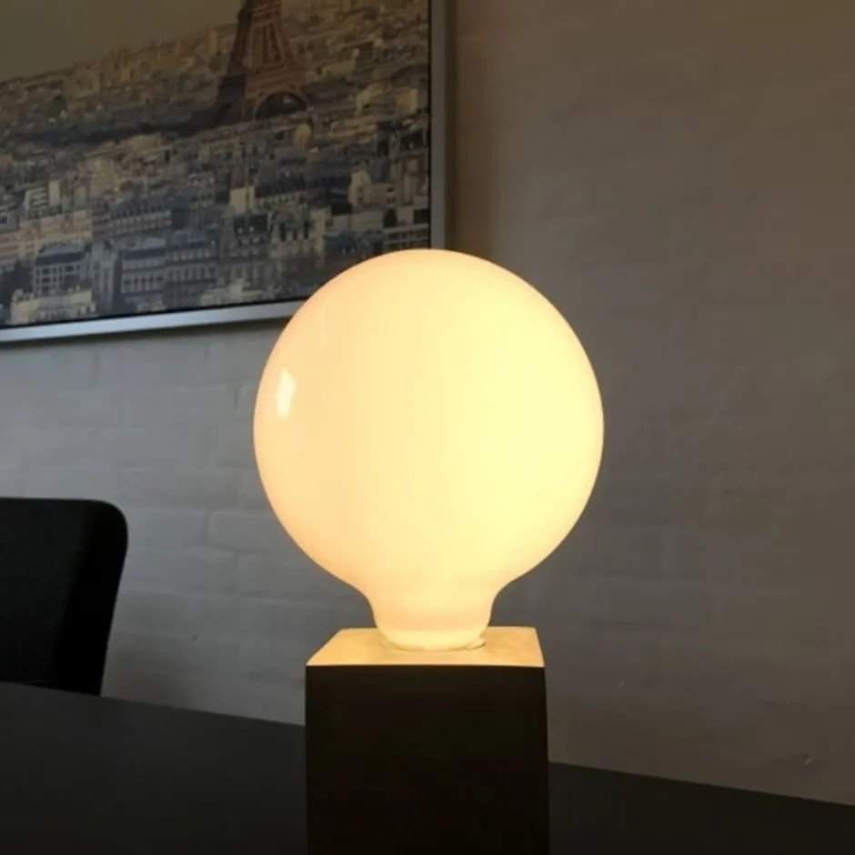 Halo Design Colors E27 globepære, 2700K, 6,5W, Ø12,5 cm