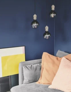Halo Design Colors Soft Light E27 globepære, 3-trins dæmp, 4W