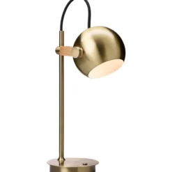 Halo Design D.C genopladelig bordlampe, messing