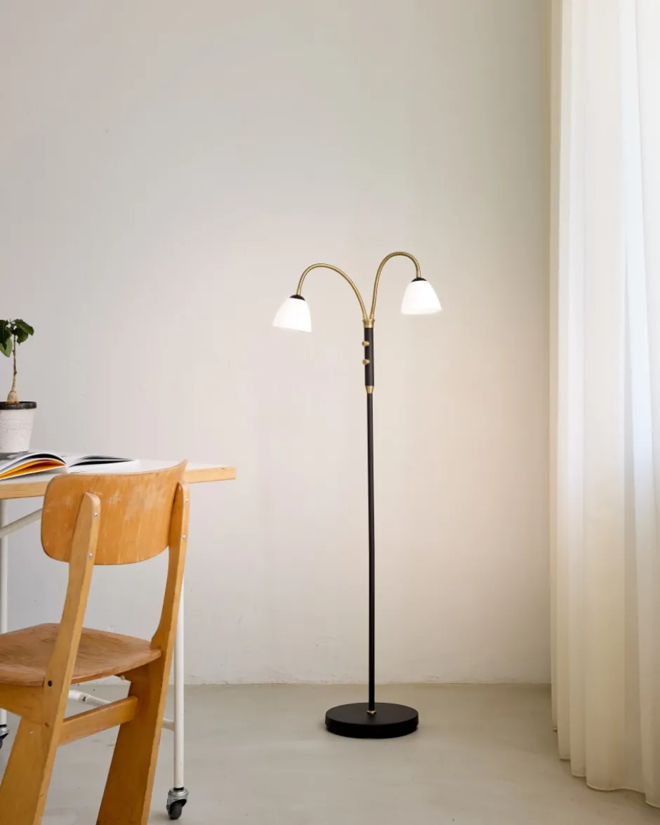 Halo Design Lucid gulvlampe, 2 arme