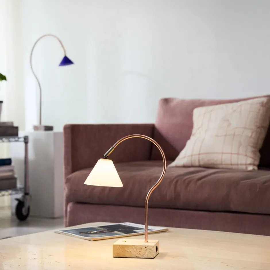 Halo Design Question genopladelig bordlampe, kobber/messing