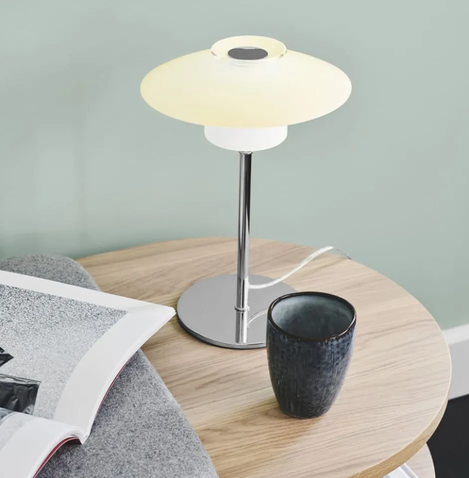 Halo Design Scandinavian bordlampe