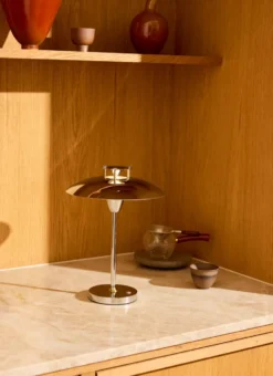 Halo Design Stepp 1-2-3 genopladelig bordlampe, krom