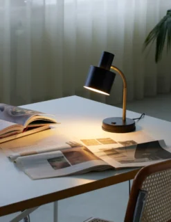 Halo Design Vogue bordlampe, sort