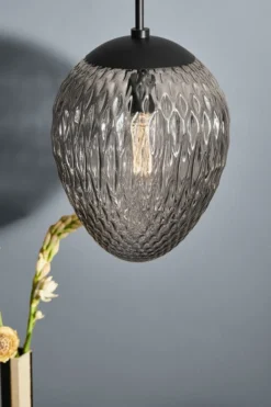 Halo Design Woods pendel, røgfarvet, Ø25 cm