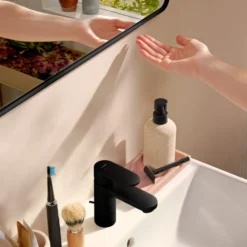 Hansgrohe Xarita Lite Q spejl med lys, sensor, 36x70 cm, sort