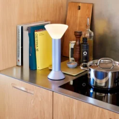 Hübsch Flash genopladelig bordlampe, lilla