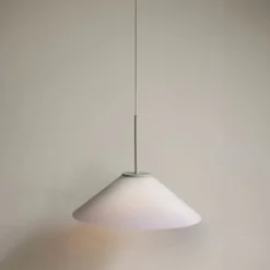Hübsch Solid pendel
