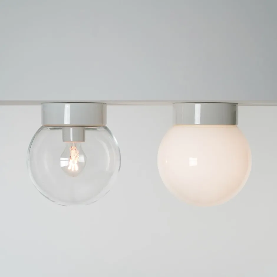 Ifö Electric Classic Globe loftlampe, Ø15 cm, hvid/klar
