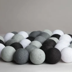 Iris Lights Graphic Grey lyskæde, 35 kugler