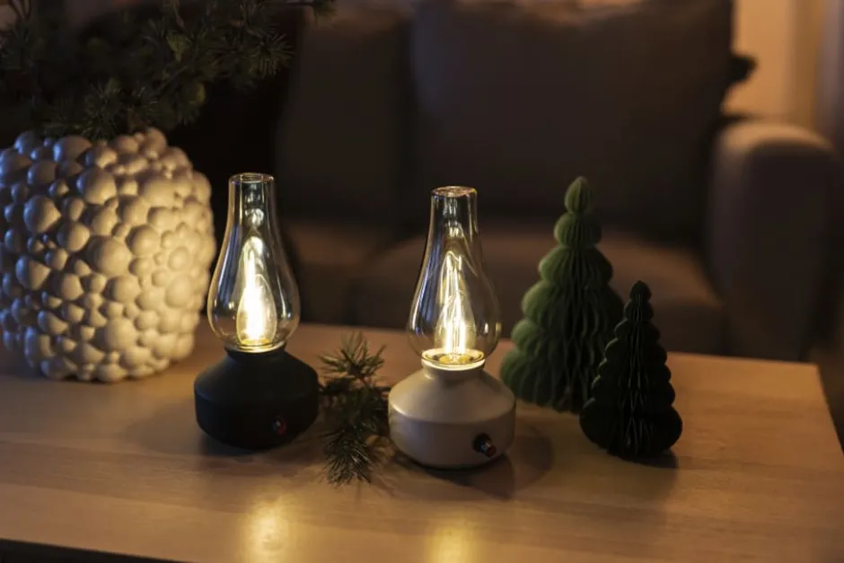 Konstsmide genopladelig "olie"lampe, sort