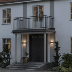 Konstsmide Monza udendørs væglampe