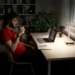 Ledvance Banker skrivebordslampe, hvid
