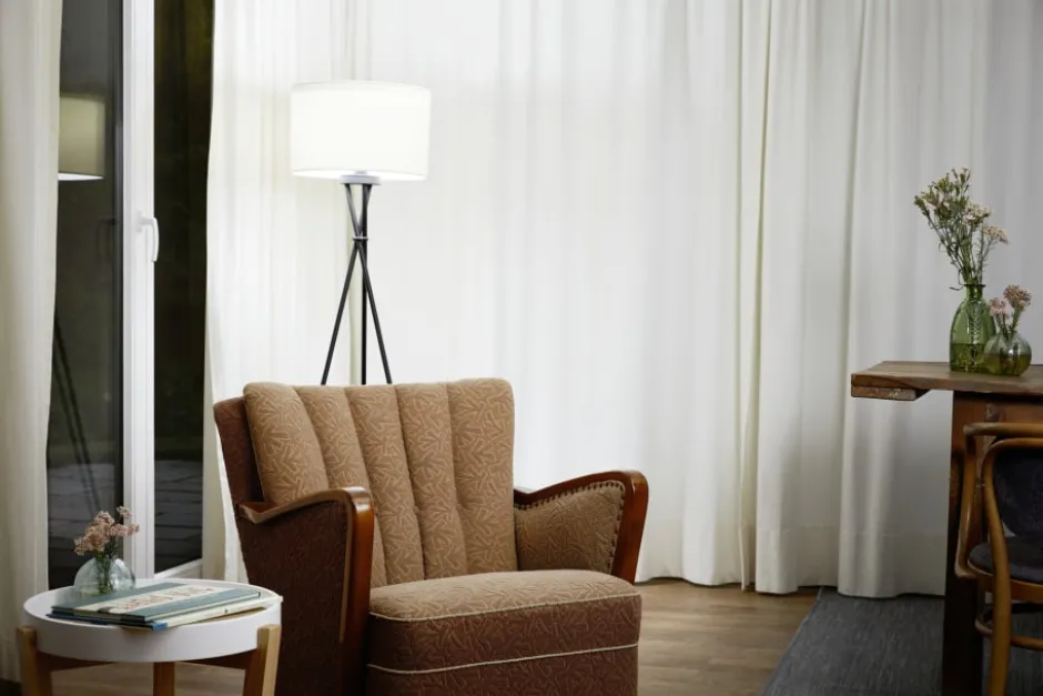 Ledvance Parathom E27 standardpære, 2700K, 8,5W