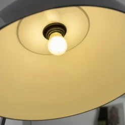 Ledvance Ultra Efficient E27 standardpære, 3000K, 2,2W