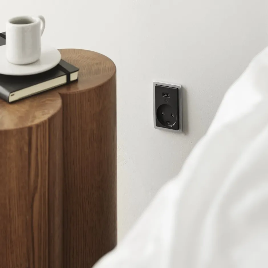 LK Fuga stikkontakt med USB-C, uden afdækning