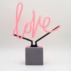 Locomocean Love neonskilt