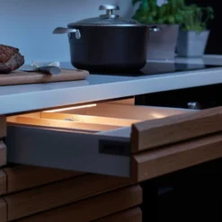 Loevschall skuffelys med sensor, top