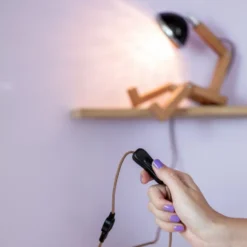 Mini Mr Wattson bordlampe, hvid
