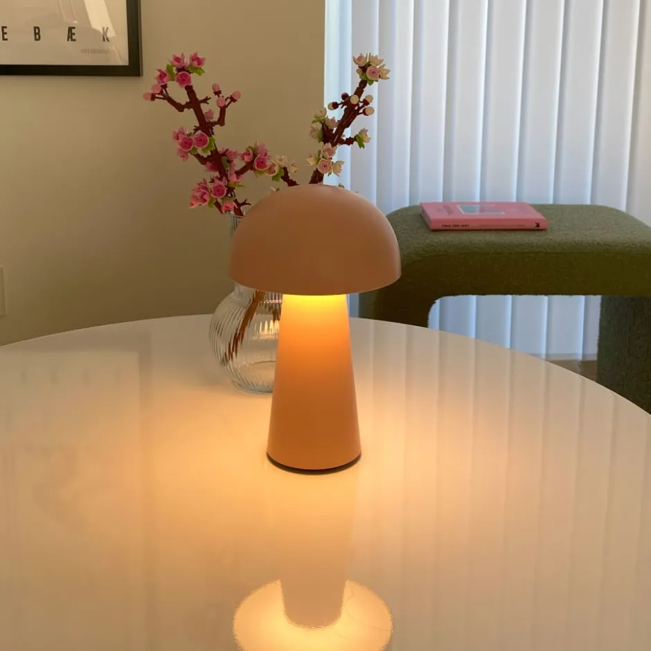 Nielsen Light Move Me genopladelig bordlampe, lyserød