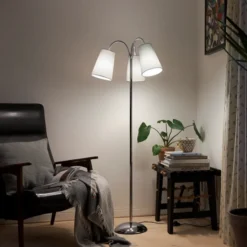 Nielsen Light Salsa gulvlampe, krom med grå nuancer skærme