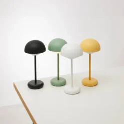 Nielsen Light Toscana genopladelig bordlampe, hvid