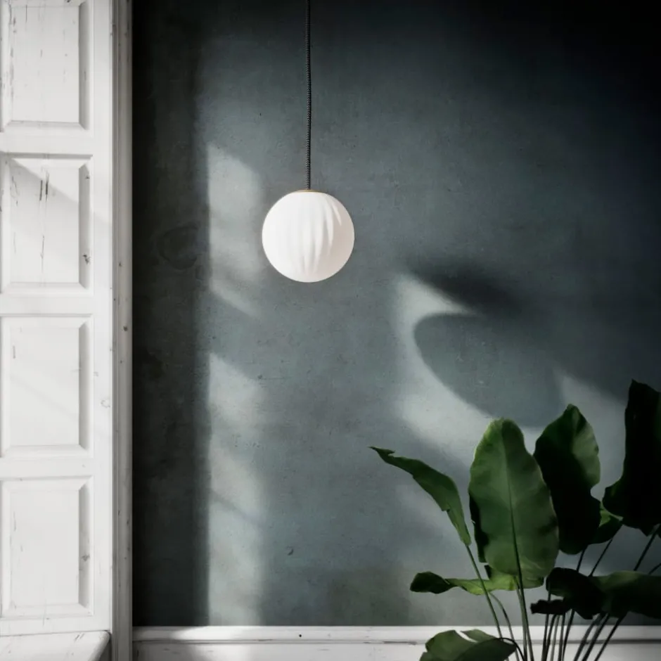 Nordic Tales Bright Modeco pendel, sort ledning, Ø20 cm