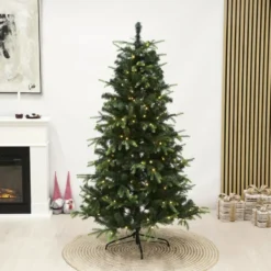 Nordic Winter Vigga kunstigt juletræ med lys, 170 x 116 cm