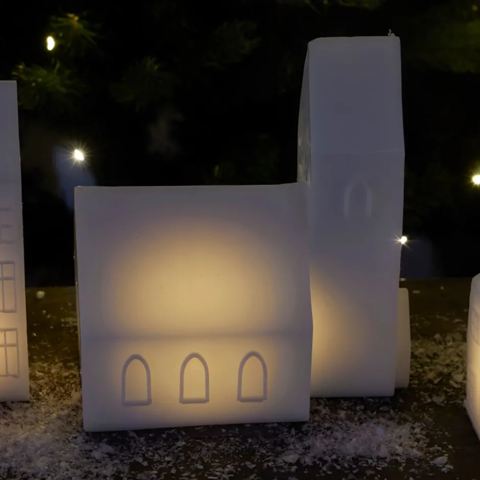Sirius kirke med lys