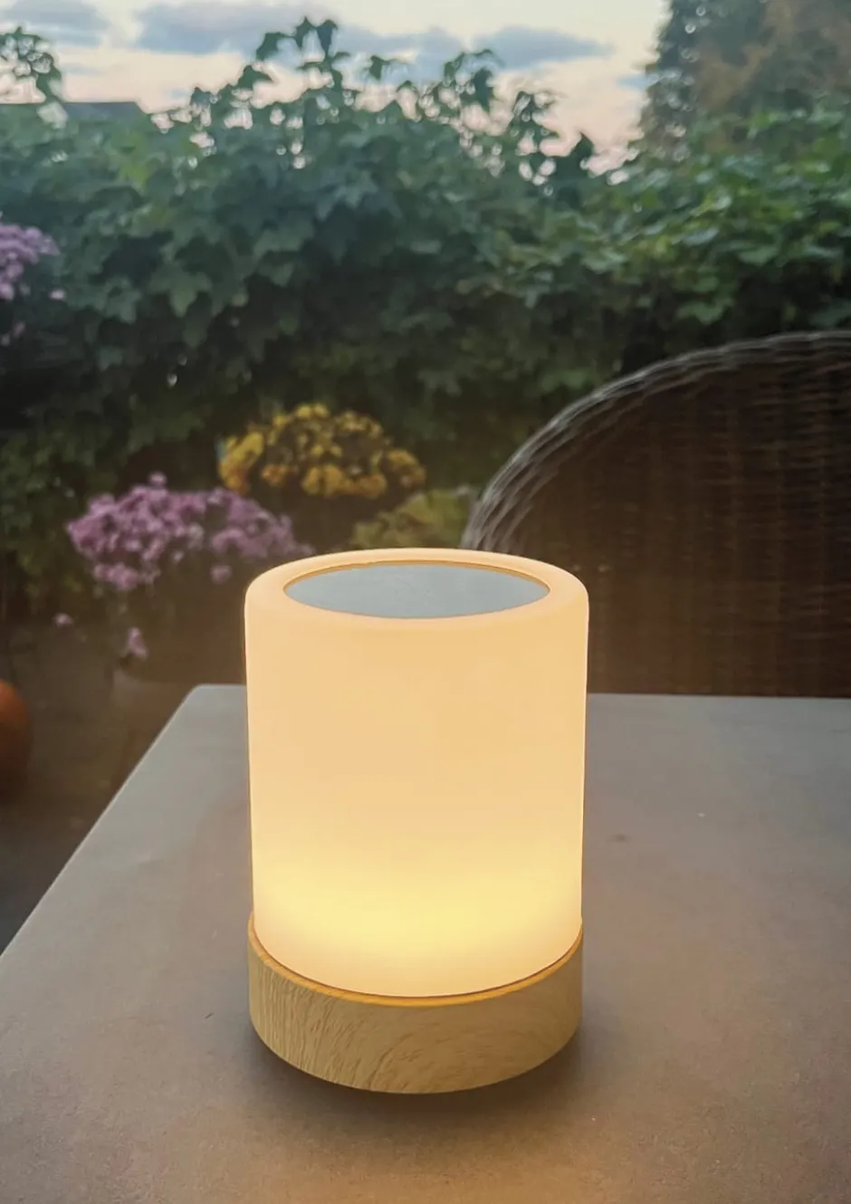 Veli Line Mood Light genopladelig bordlampe