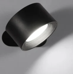 Veli Line Spot On genopladelig væglampe, sort